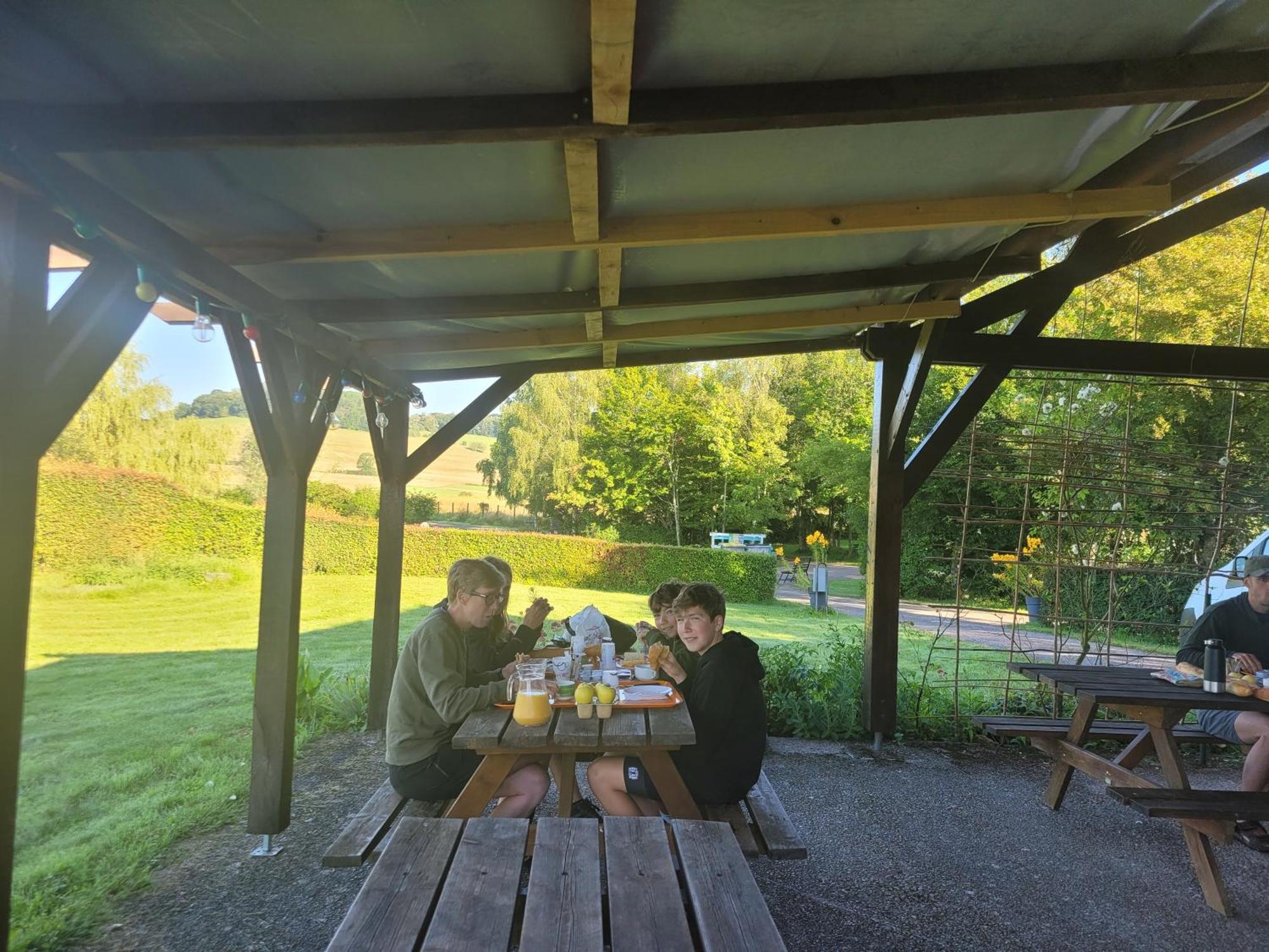 Camping Les Hirondelles Bourg-Sainte-Marie Exterior photo